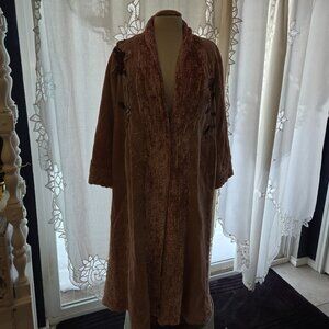 Marilu of Italy Velvet Chenille Rose Embroidered Coat Woman's Size L 44 Stunning